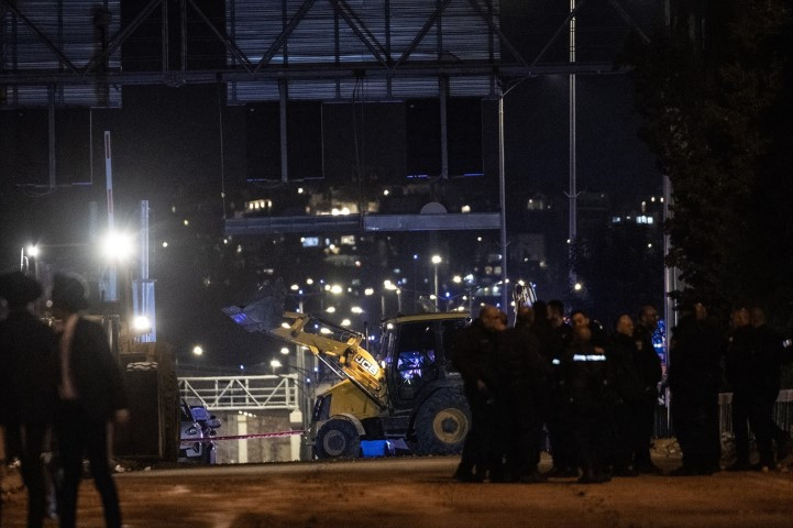 Avrupadaki İranlılardan dikkat çeken protesto | ABD ve İsrail İrana saldırdı; bölge yangın yeri Çok sayıda ölü ve yaralı var, savaş devam ediyor Avrupadaki İranlılardan dikkat çeken protesto | ABD ve İsrail İrana saldırdı; bölge yangın yeri Çok sayıda ölü ve yaralı var, savaş devam ediyor