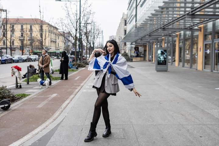 Avrupadaki İranlılardan dikkat çeken protesto | ABD ve İsrail İrana saldırdı; bölge yangın yeri Çok sayıda ölü ve yaralı var, savaş devam ediyor Avrupadaki İranlılardan dikkat çeken protesto | ABD ve İsrail İrana saldırdı; bölge yangın yeri Çok sayıda ölü ve yaralı var, savaş devam ediyor