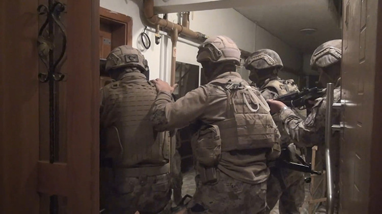 Ankara'da FETÖ operasyonu: 15 gözaltı