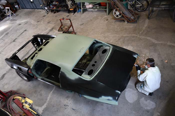 Hurda durumdaki klasik otomobilleri burada baştan yaratıyor: En fazla 3 sipariş alabiliyor 1970li yılların en hızlı ve spor araçları, piyasada neredeyse hiç yok