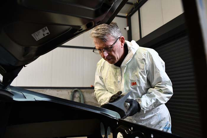 Hurda durumdaki klasik otomobilleri burada baştan yaratıyor: En fazla 3 sipariş alabiliyor 1970li yılların en hızlı ve spor araçları, piyasada neredeyse hiç yok