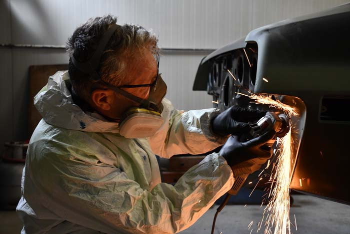 Hurda durumdaki klasik otomobilleri burada baştan yaratıyor: En fazla 3 sipariş alabiliyor 1970li yılların en hızlı ve spor araçları, piyasada neredeyse hiç yok