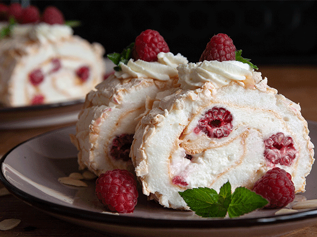 Pastane usulü: Frambuazlı rulo pasta