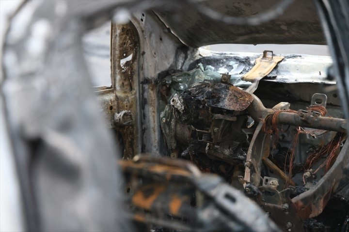 ABD/İsrail-İran savaşında karşılıklı füze atışları sürüyor Tel Aviv bombalandı: Bölgeden çarpıcı kareler