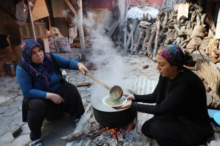  Kazanlarda pişince şifaya dönüşüyor