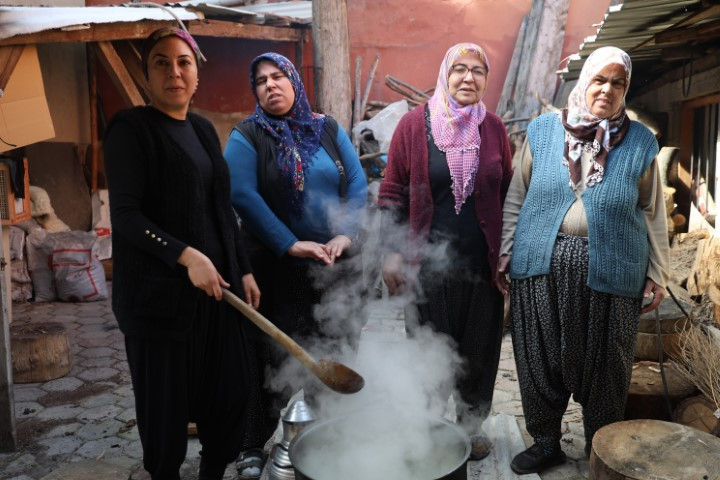  Kazanlarda pişince şifaya dönüşüyor