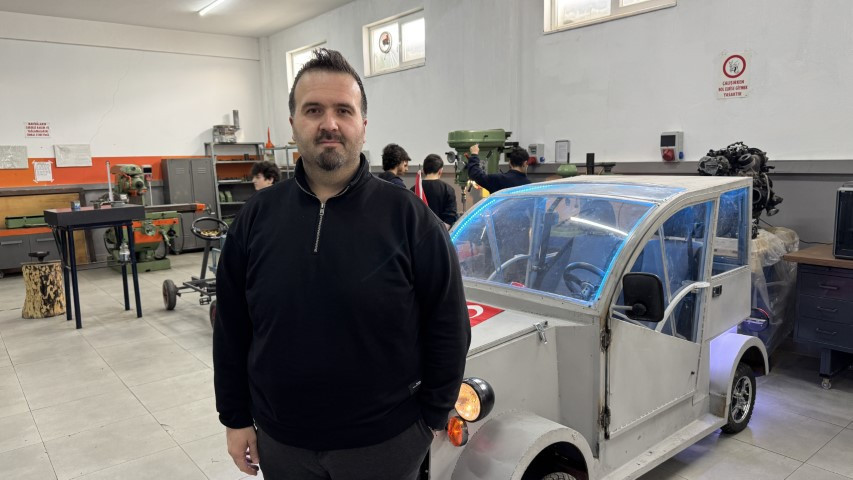  Dizel motorlu ve 7.5 beygir gücüne sahip