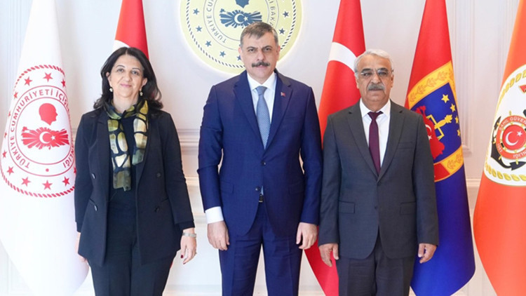 Bakan Çiftçi, DEM Partili Buldan ve Sancar ile görüştü