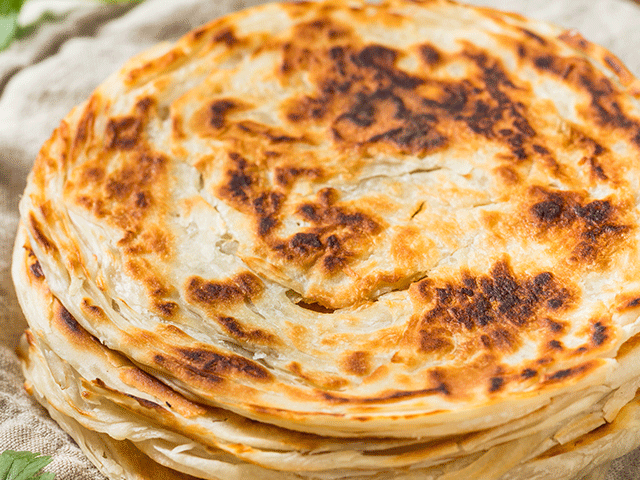 Kat kat lezzetiyle: Tavada mayasız katmer