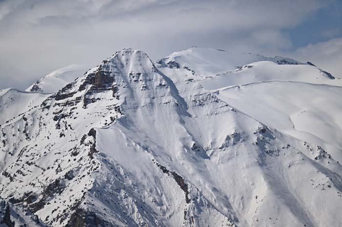 Kontrollü şekilde patlatılması gerekiyor