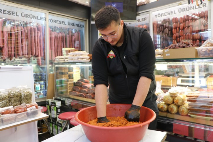  Misafirliğe giden ikram olarak götürüyor | Kilosu 900 lira