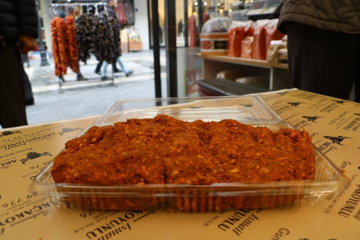  Misafirliğe giden ikram olarak götürüyor | Kilosu 900 lira