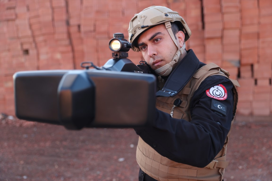  Kritik tesislerde kullanılacak | Gözle görülmeyen mesafede algılayıp bertaraf ediyor