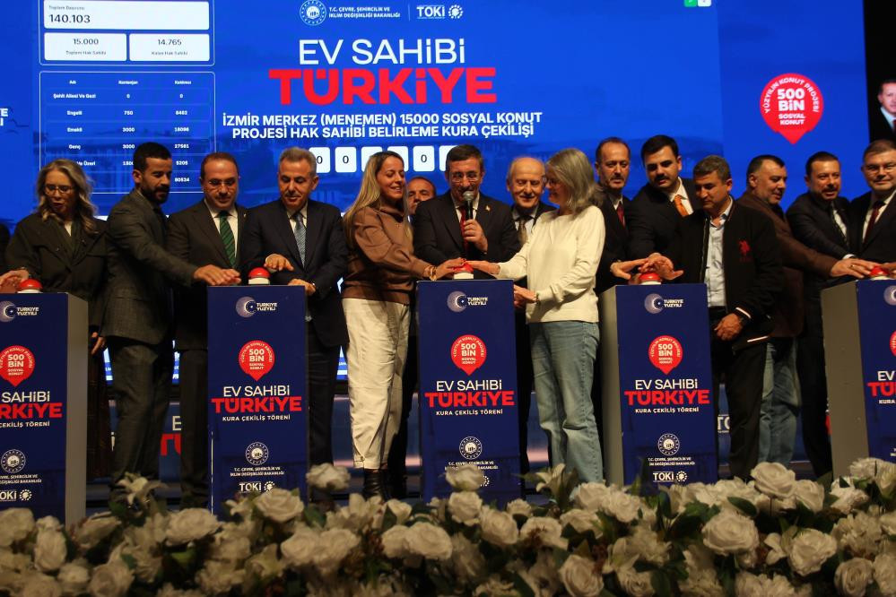 İzmir'de 21 bin konutun kurası çekildi