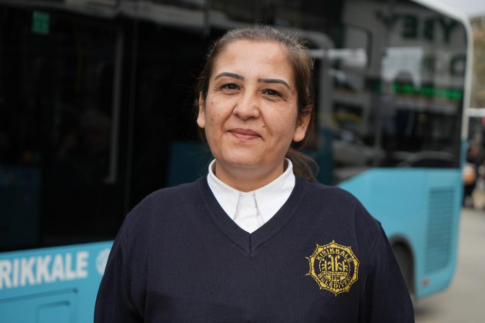  Şehirde bu işi yapan ilk kadın oldu