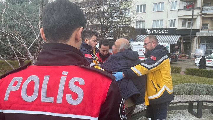 Bolu'da parkta tartıştığı kişiyi darbederek ağır yaraladı, tacizle suçladı