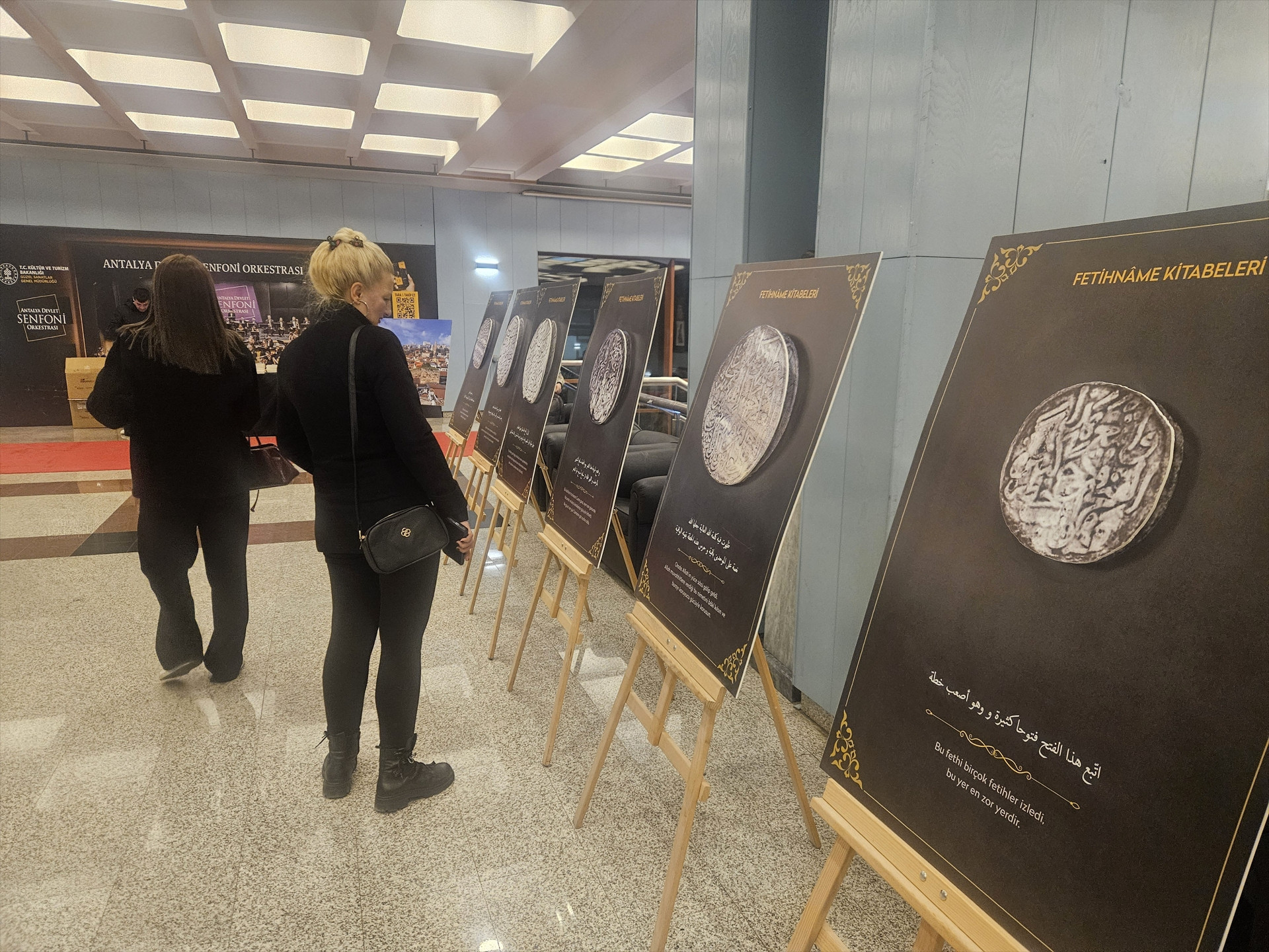 KAYIP KİTABELER ARTIK SERGİLENİYOR