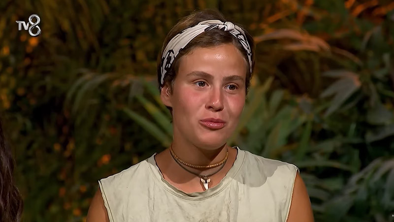 SURVİVOR 1. ELEME ADAYI KİM OLDU (9 Mart 2026-Pazartesi) | Survivor son bölüm eleme potasına kim gitti Dün akşam haftanın 1. dokunulmazlık oyununu kazanan takım belli oldu... İşte Survivor 2026 Ünlüler Gönüllülerde haftanın ilk eleme adayı