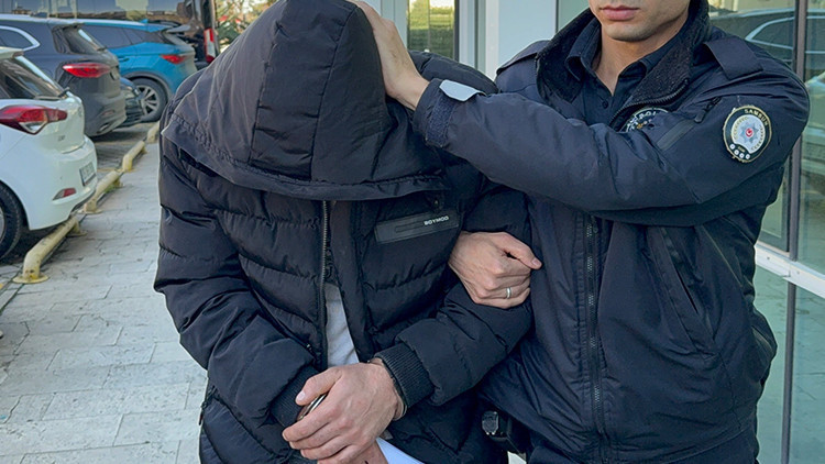 TIR'da 14 yaşındaki kız çocuğuna taciz iddiası: Şüpheli tutuklandı, aynı gün kızı dünyaya geldi