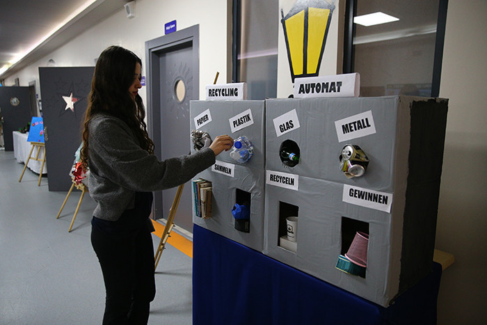  300 ürün sergileniyor