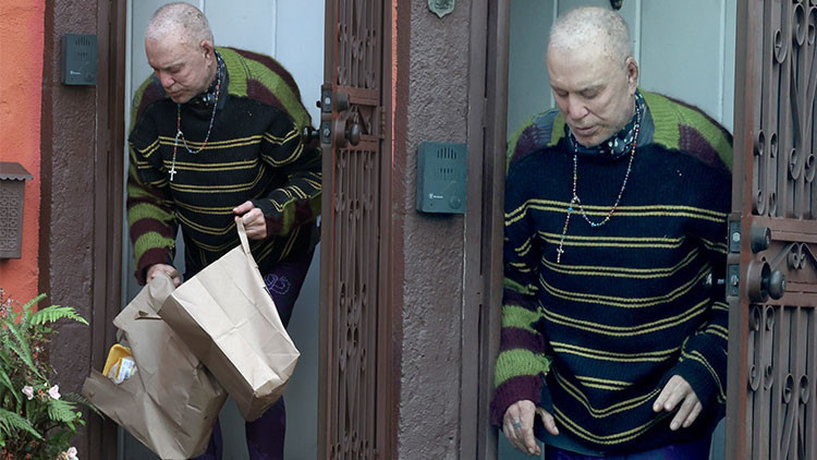 En tepeden en dibe düştü… Sinemanın parlak yıldızı sönüp gitti… Kirasını ödeyemediği evinden atıldı!