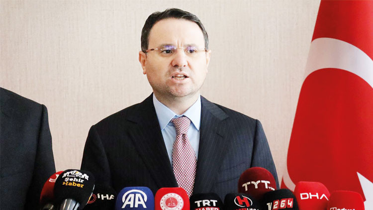 Bakan Gürlek: Mahkeme salonu siyaset yeri değil