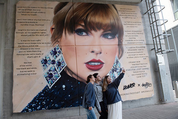 Adeta para basıyor… Ünlü şarkıcının serveti 2 milyar dolara yükseldi