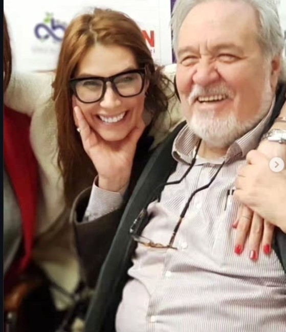 ŞENAY AKAY