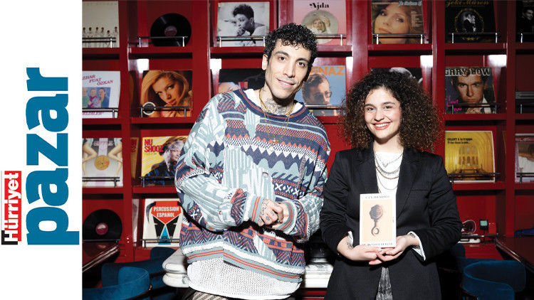 ‘Sadece kendi için değil başkaları için de konuşuyor insan şiir yazdığı zaman’