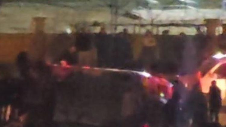 Feci kaza.... Otomobille çarpışan minibüs devrildi: 2 ölü, 12 yaralı