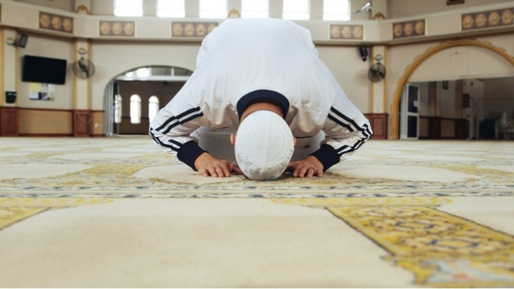 KADİR GECESİ NAMAZI NASIL KILINIR