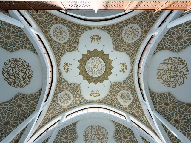  İzmirdeki 5 bin kişilik cami ve külliyesi hizmete giriyor