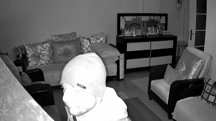 İstanbul'da şaşkına çeviren olay! Ev sahibi kamera üzerinden bağırıp uzaklaştırdı