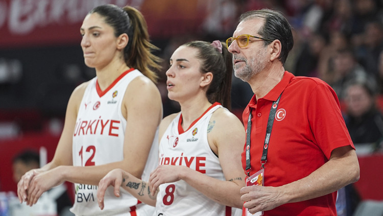 Potanın Perileri kader maçında Macaristan karşısında!