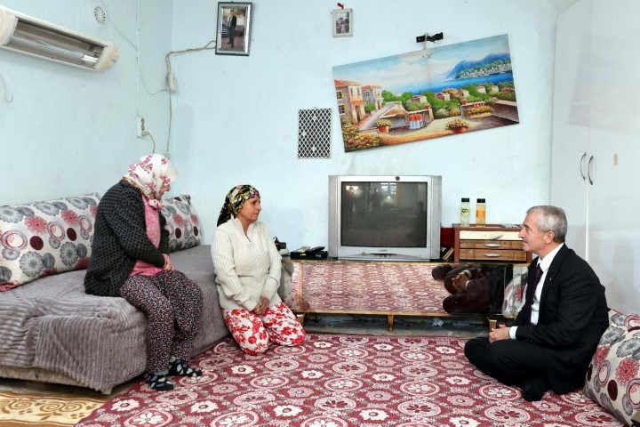  Gülsüm Nineden duygulandıran bağış