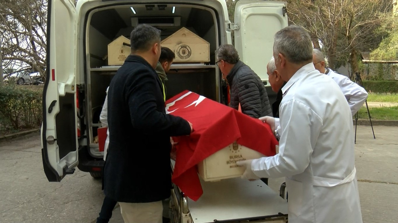 Vasiyeti yerine getirildi | Albayın cenazesi 6 yıl sonra toprağa verilecek