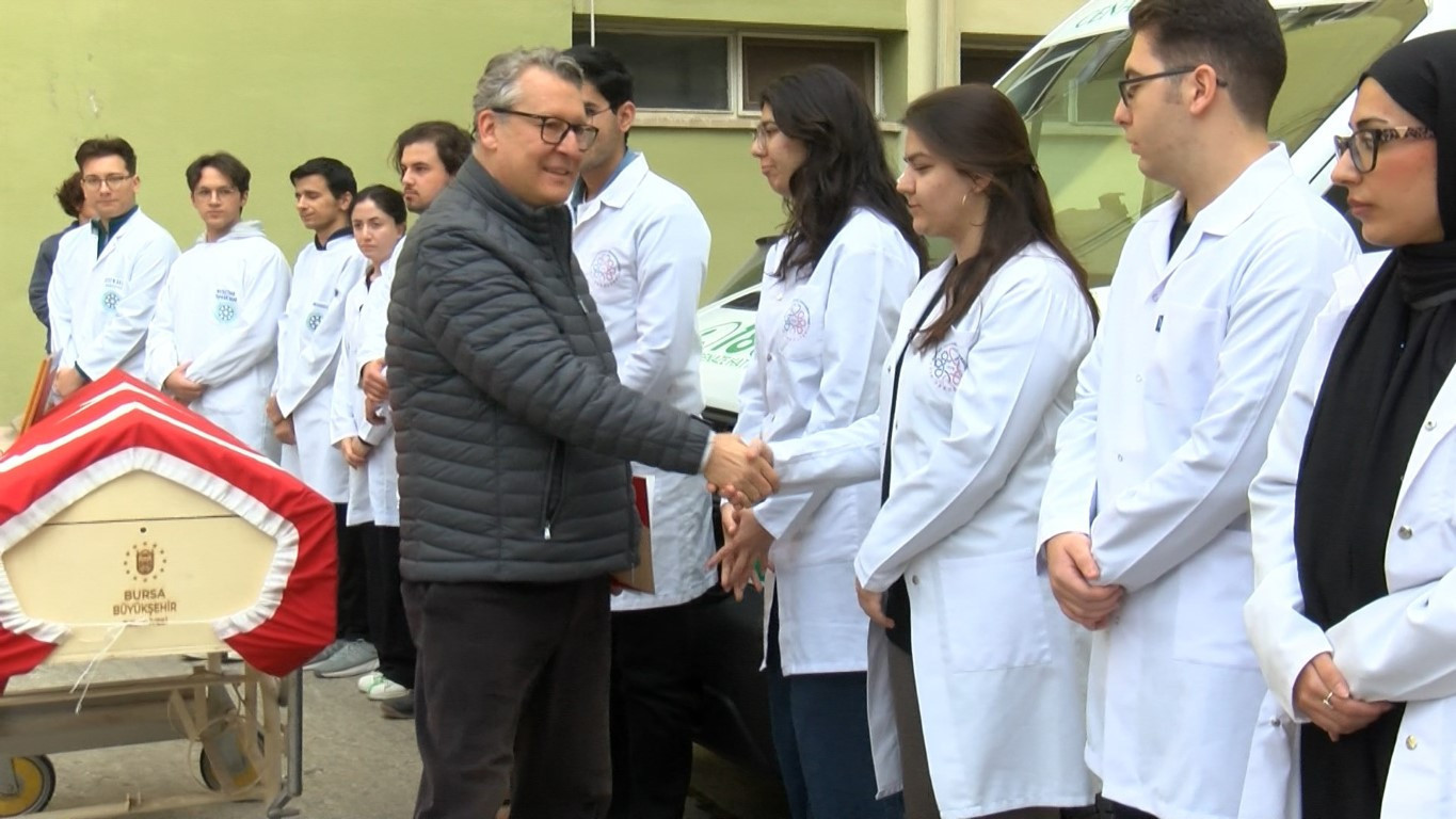 Vasiyeti yerine getirildi | Albayın cenazesi 6 yıl sonra toprağa verilecek