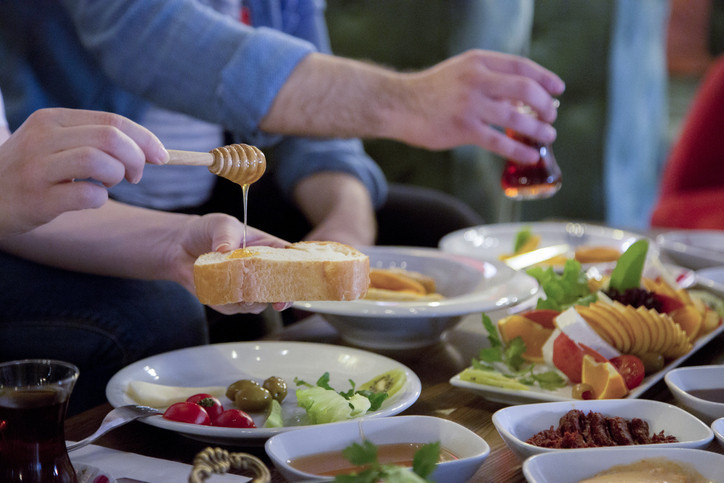 Bayram sabahı bunu sakın yapmayın Bu hatalar sağlığınızı tehdit ediyor Bayram sabahı bunu sakın yapmayın Bu hatalar sağlığınızı tehdit ediyor