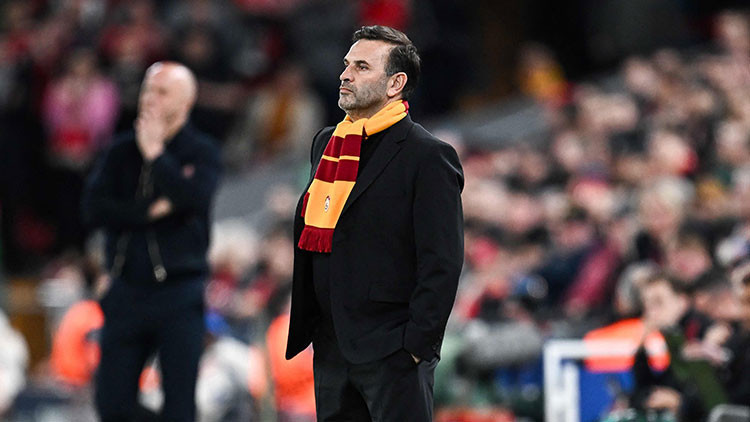 Okan Buruk'tan Osimhen ve Lang için sakatlık açıklaması: 'Hastaneye gidecek!'