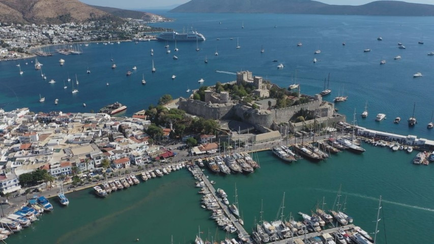 Bu kentte aidatlar 180 bin liraya kadar çıkıyor... Evlerin satış fiyatı da dudak uçuklatıyor