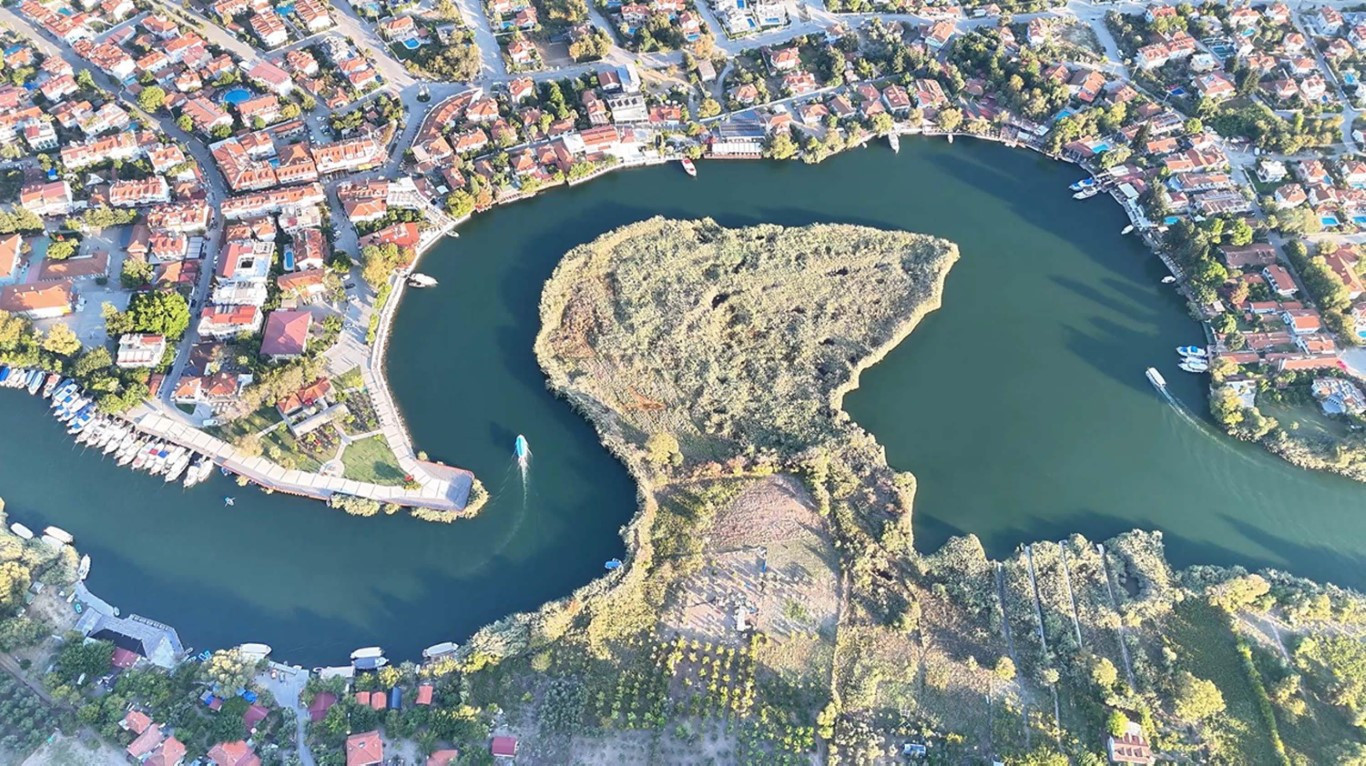 Dünyada nadir bulunuyor Türkiyenin muhteşem turizm lokasyonlarından biri: Gidenler hayran kalıyor