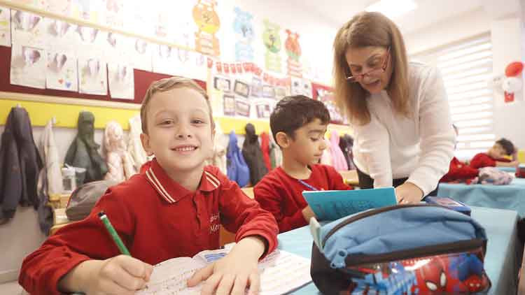 9 günlük tatil bitti ders zili çaldı