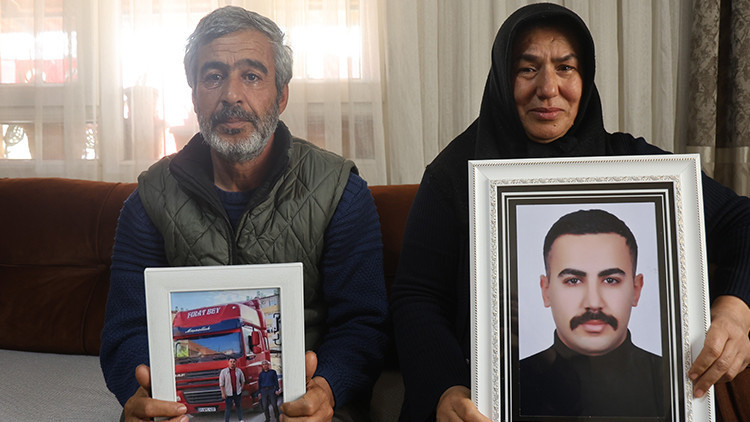 İran'da can veren Hüseyin'in annesi feryat etti: İsrail ve Amerika'yı lanetliyorum