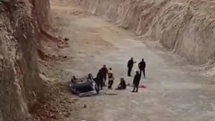 Şanlıurfa'da otomobil, 8 metreden uçtu: 1 kişi hayatını kaybetti
