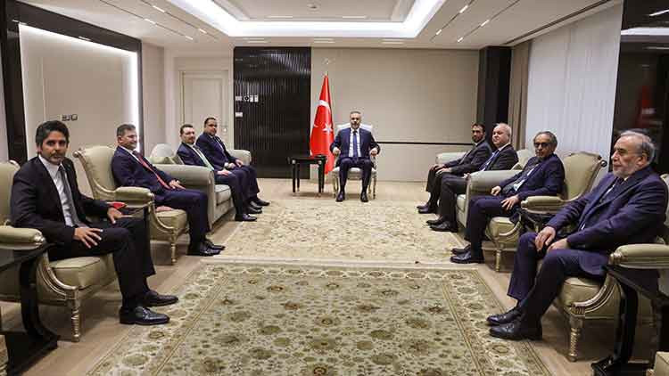 Dışişleri Bakanı Hakan Fidan, büyükelçileri kabul etti