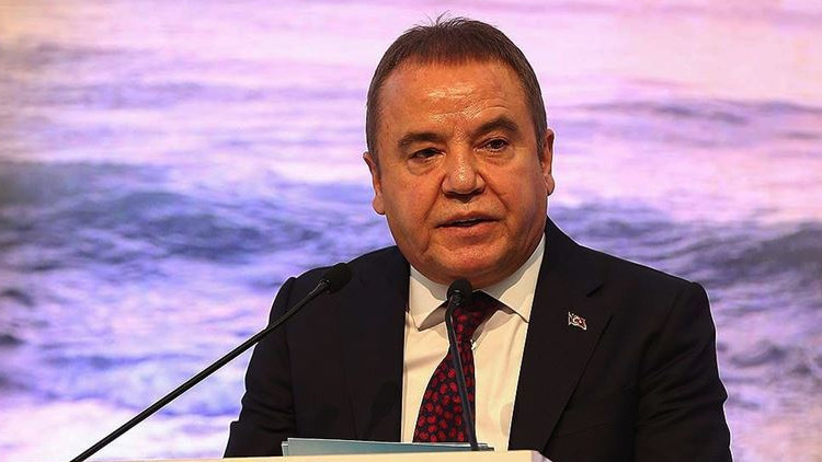 Muhittin Böcek'in 2 şoförü gözaltına alındı