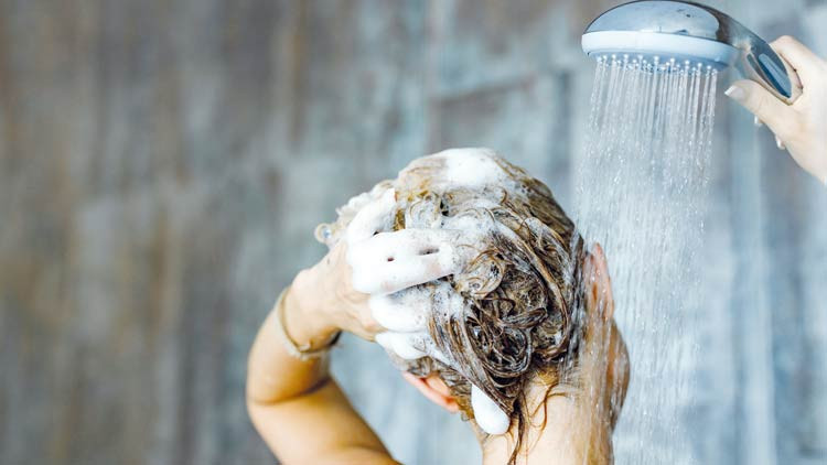Bakanlıktan su tasarrufu uyarısı: Duş süresini 7 dakikaya düşürün