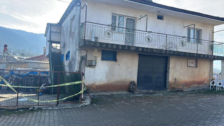 Manisa'da vahşet! Boşanma aşamasındaki eşini ve ailesini katletti