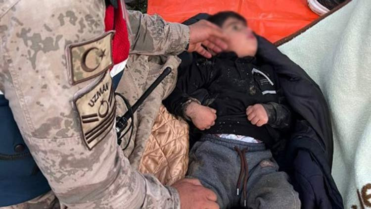 Oyun oynarken kaybolan 3 yaşındaki çocuk bulundu