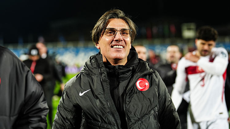 Montella'dan tarihi başarı sonrası duygusal sözler: 'Hayallerimize kavuştuk!'